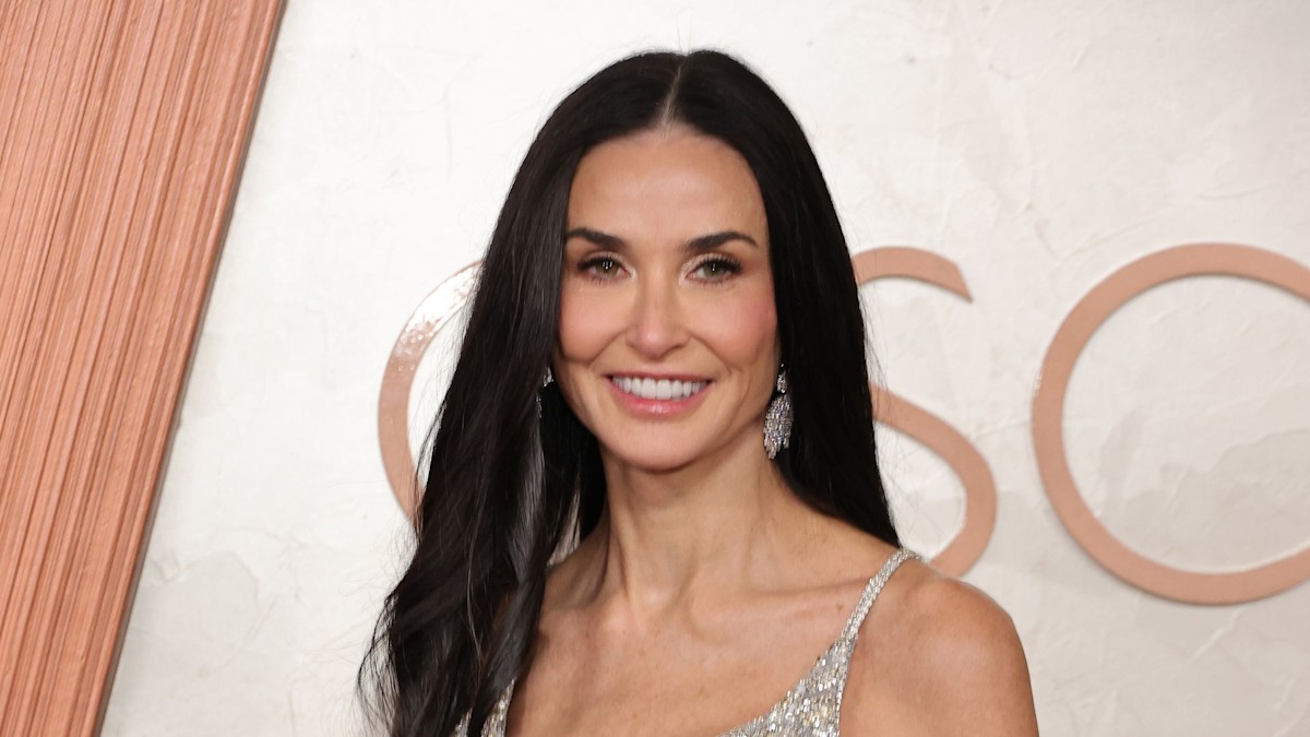 Demi Moore's daring silver gown is the ultimate distraction ahead of big moment