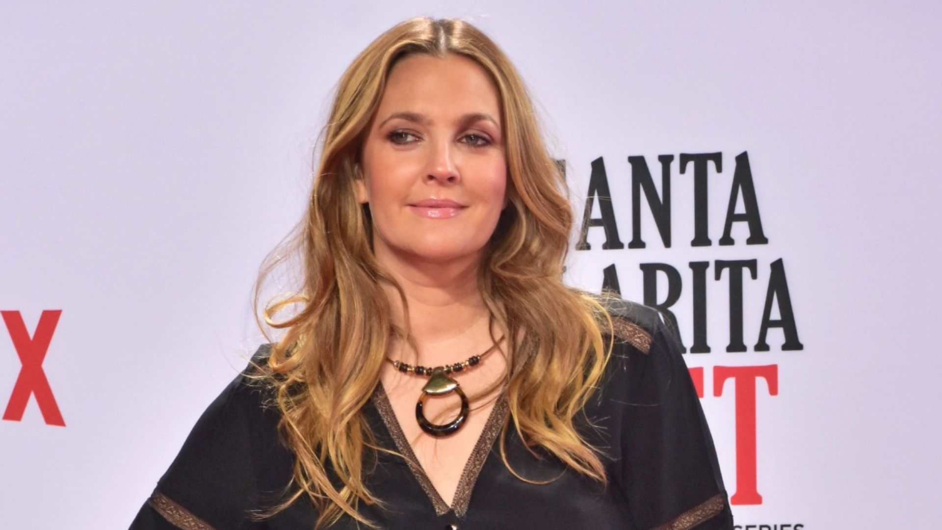 drew barrymore family estranged father mother