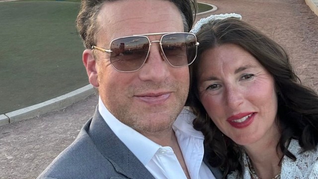 Jamie and Jools Oliver in Las Vegas as they renew their wedding vows