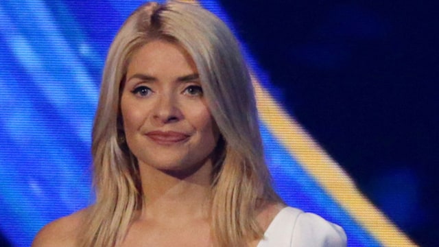holly willoughby white dress dancing on ice