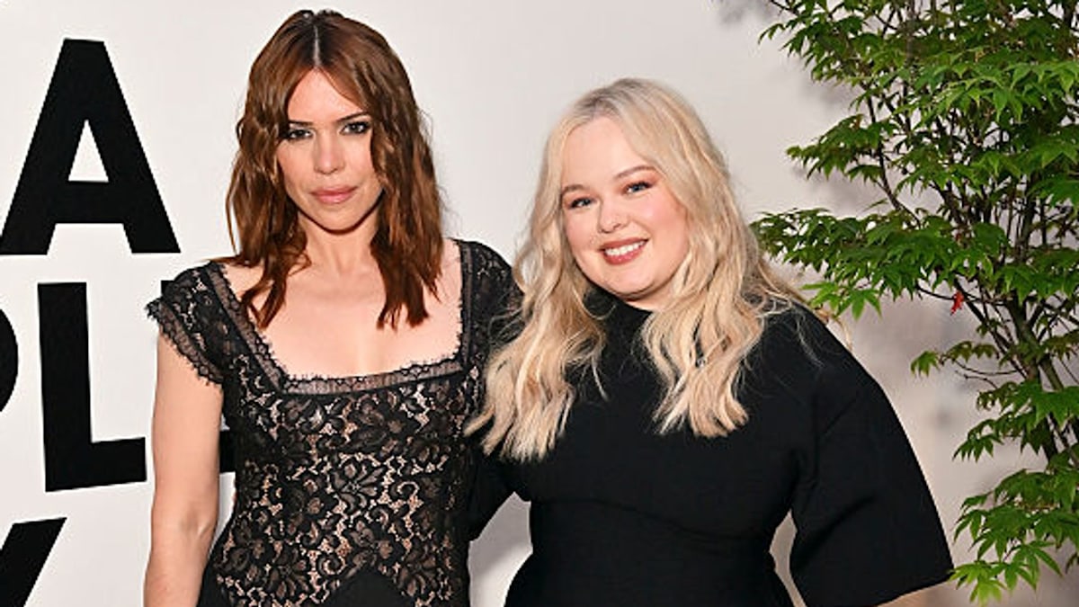 Spring's it-girl hair? Nicola Coughlan and Billie Piper say it's ‘White Lotus Waves'
