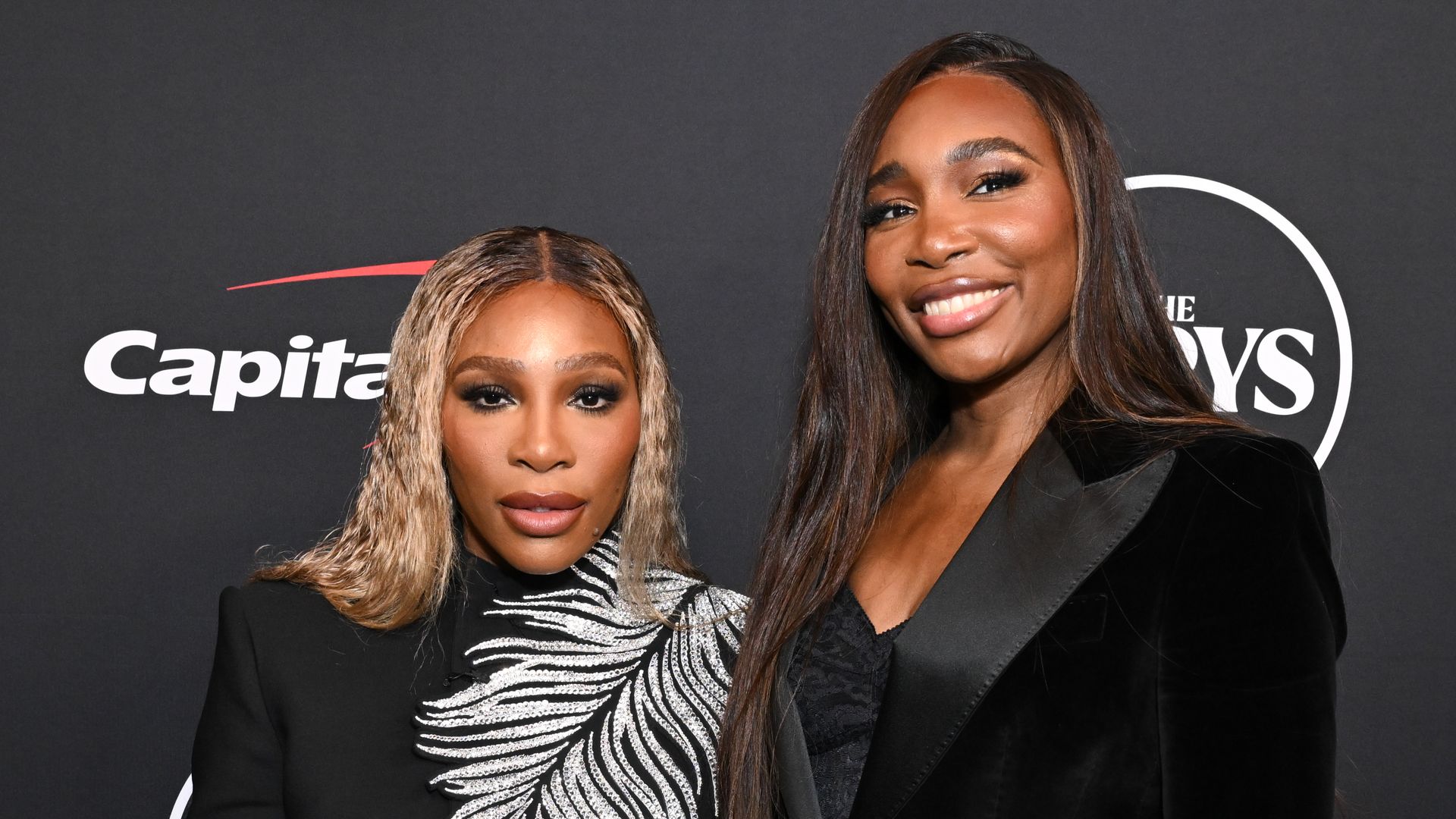 Serena Williams dishes on sister Venus' wedding