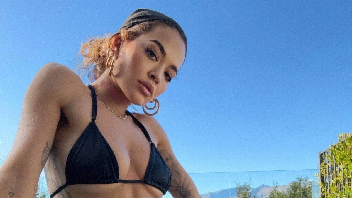 Rita Ora has coined it an itsy bitsy bikini summer once again