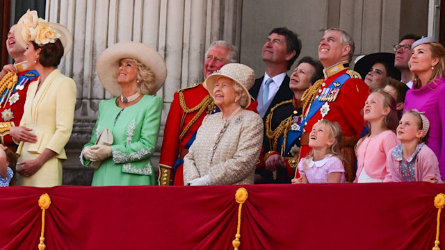trooping the colour queen