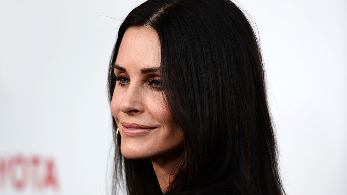 Courteney Cox posts mouthwatering birthday cake – and we want a slice