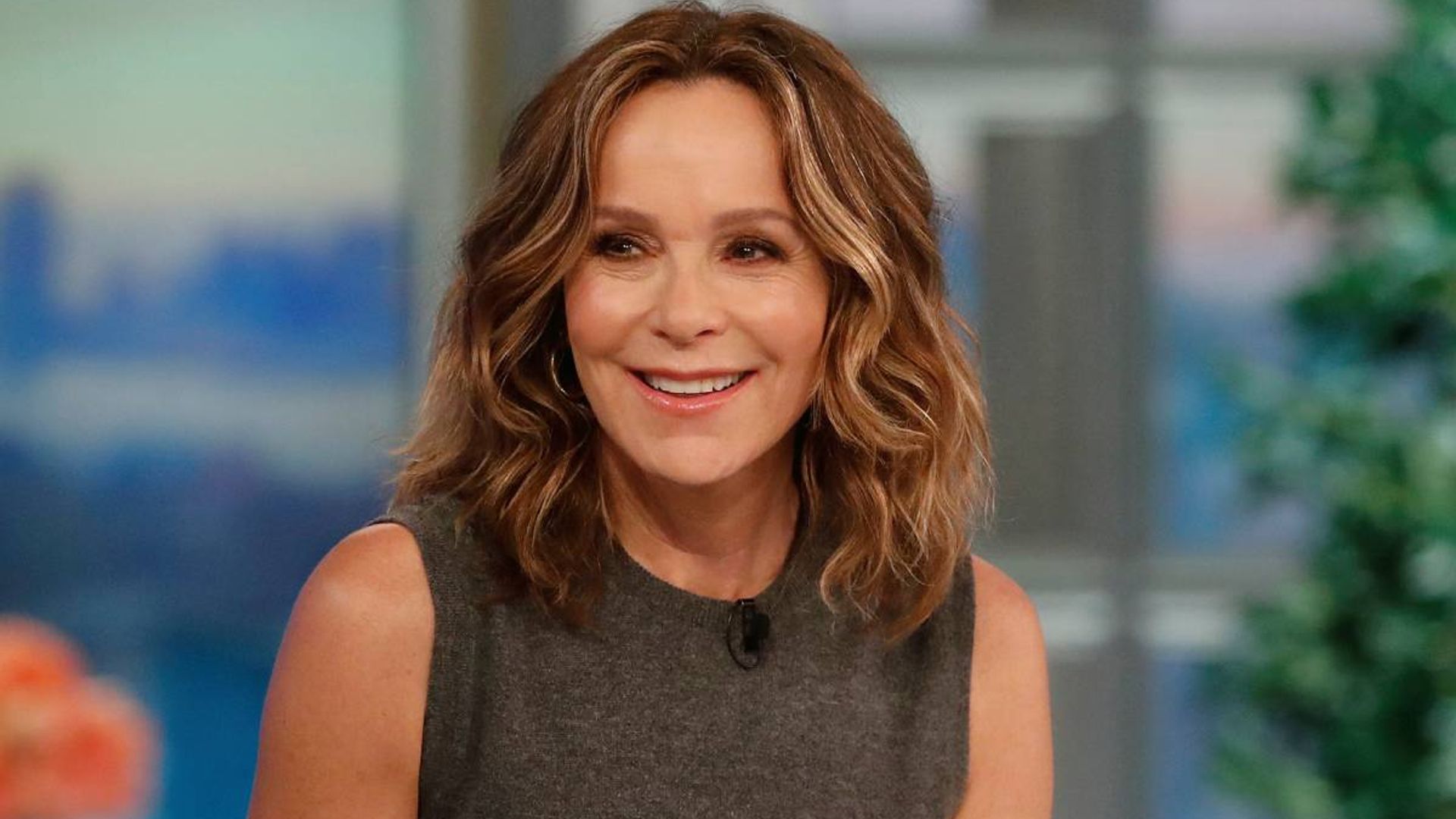 Jennifer Grey reveals Dirty Dancing sequel is 'close' as new director ...