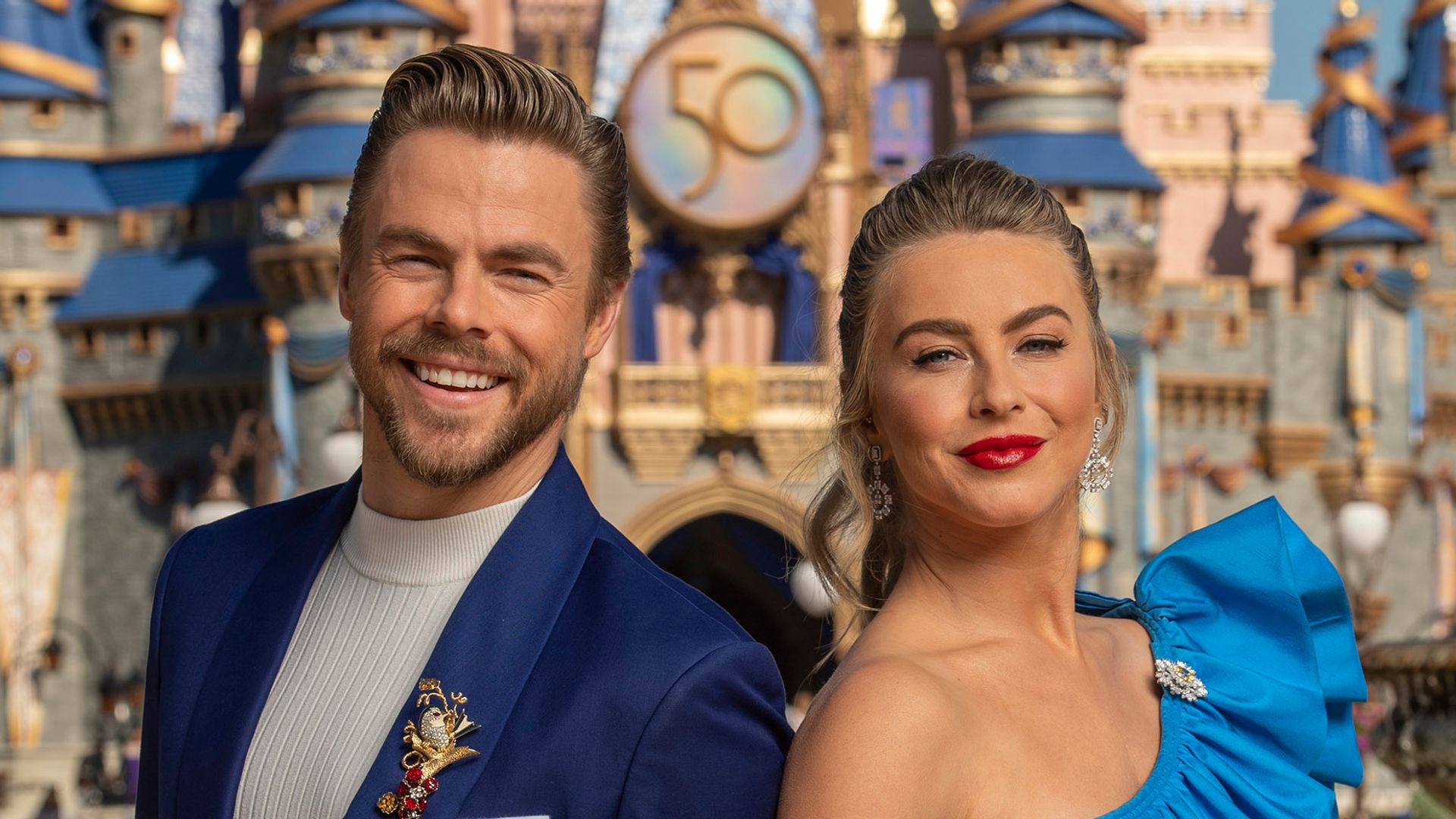 Derek Hough gets candid about sister Julianne Hough's return to DWTS