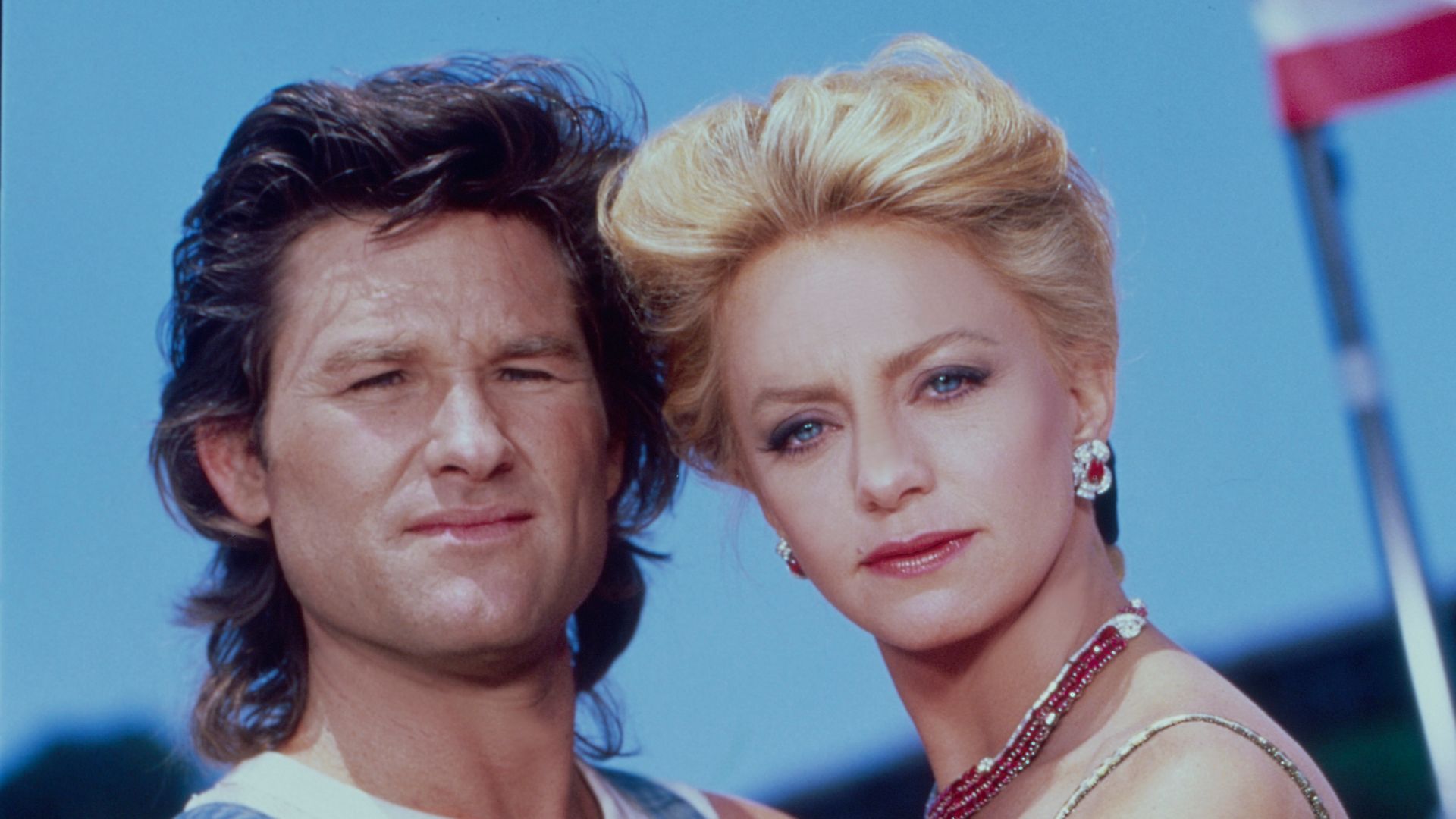 Kurt Russell and Goldie Hawn in a promotional image for Overboard
