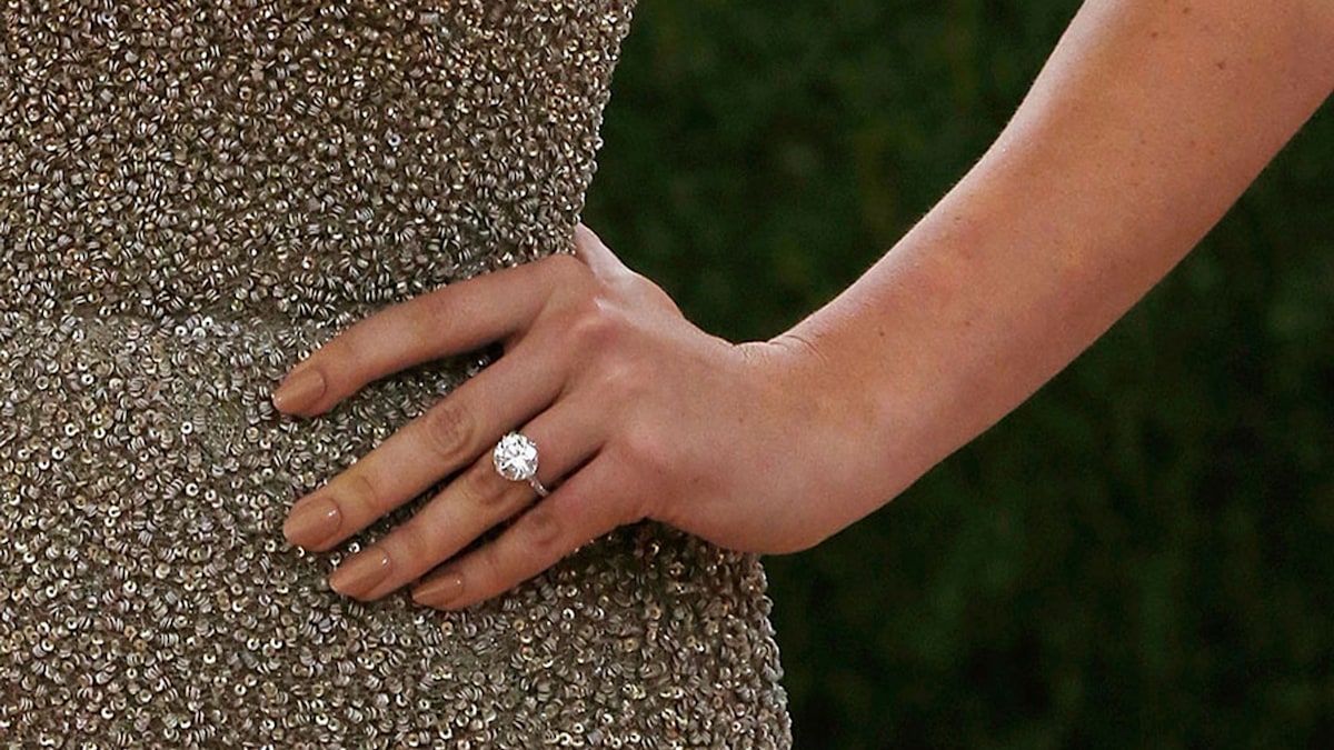 Kate Upton and Justin Verlander share 1st wedding portrait - ABC News