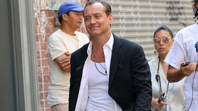 jude law black outfit