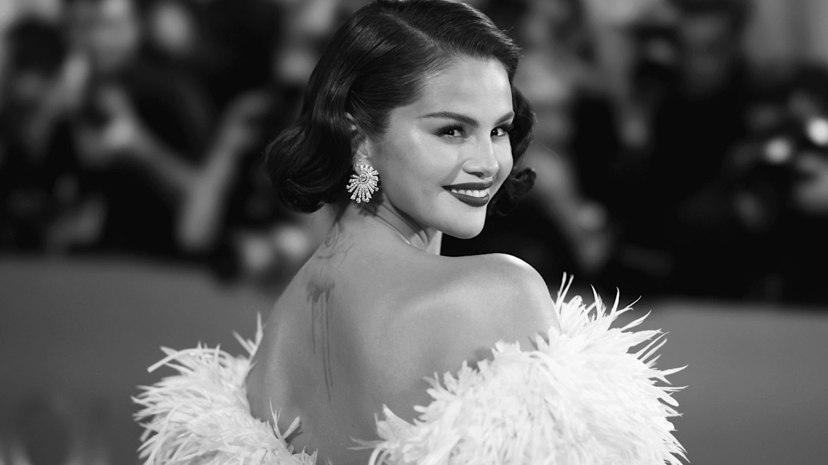 Old Hollywood bobs and vintage updos stole the beauty spotlight at the Golden Globes