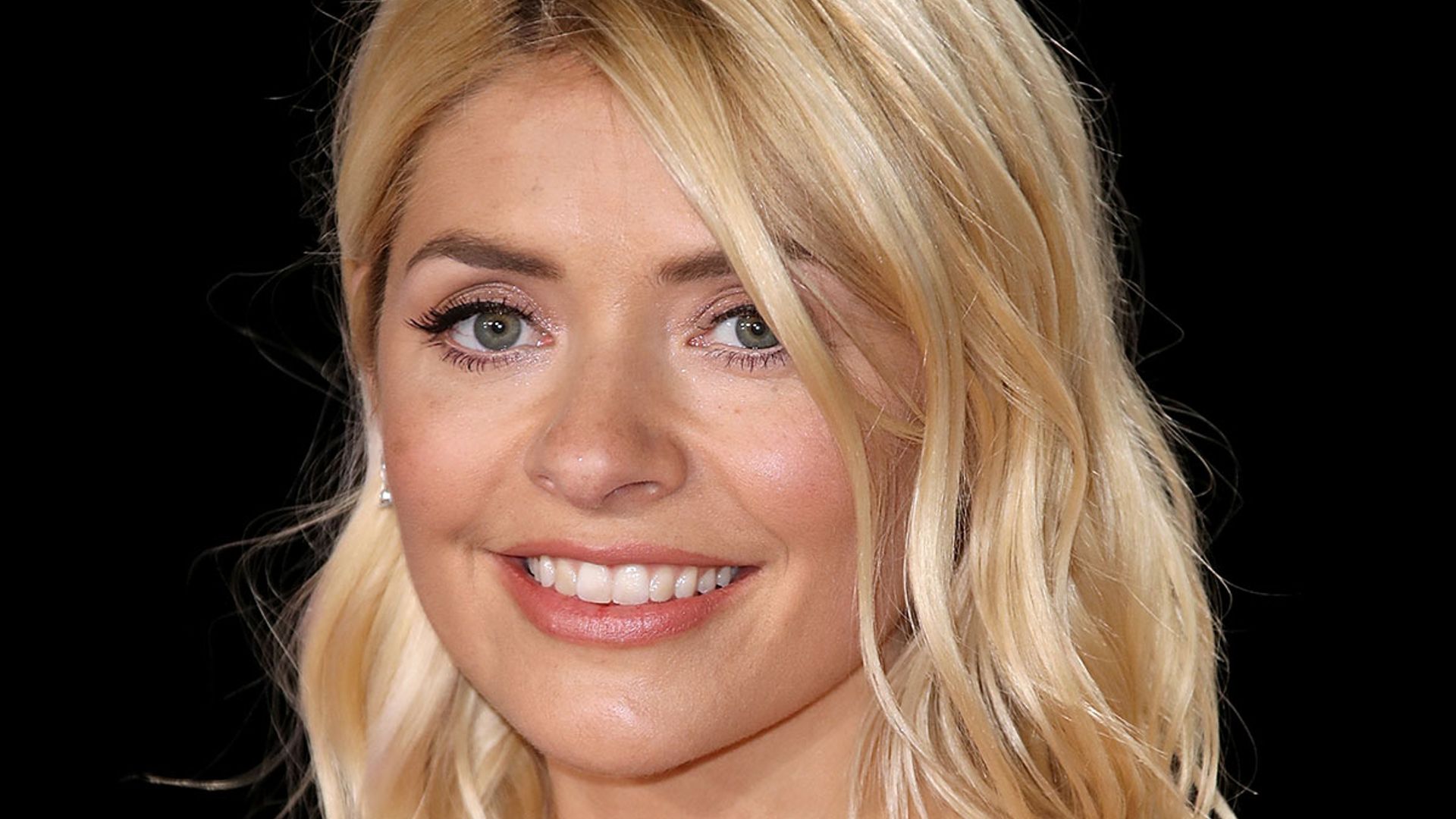 Holly Willoughby's new Marks & Spencer dress is sending fans wild