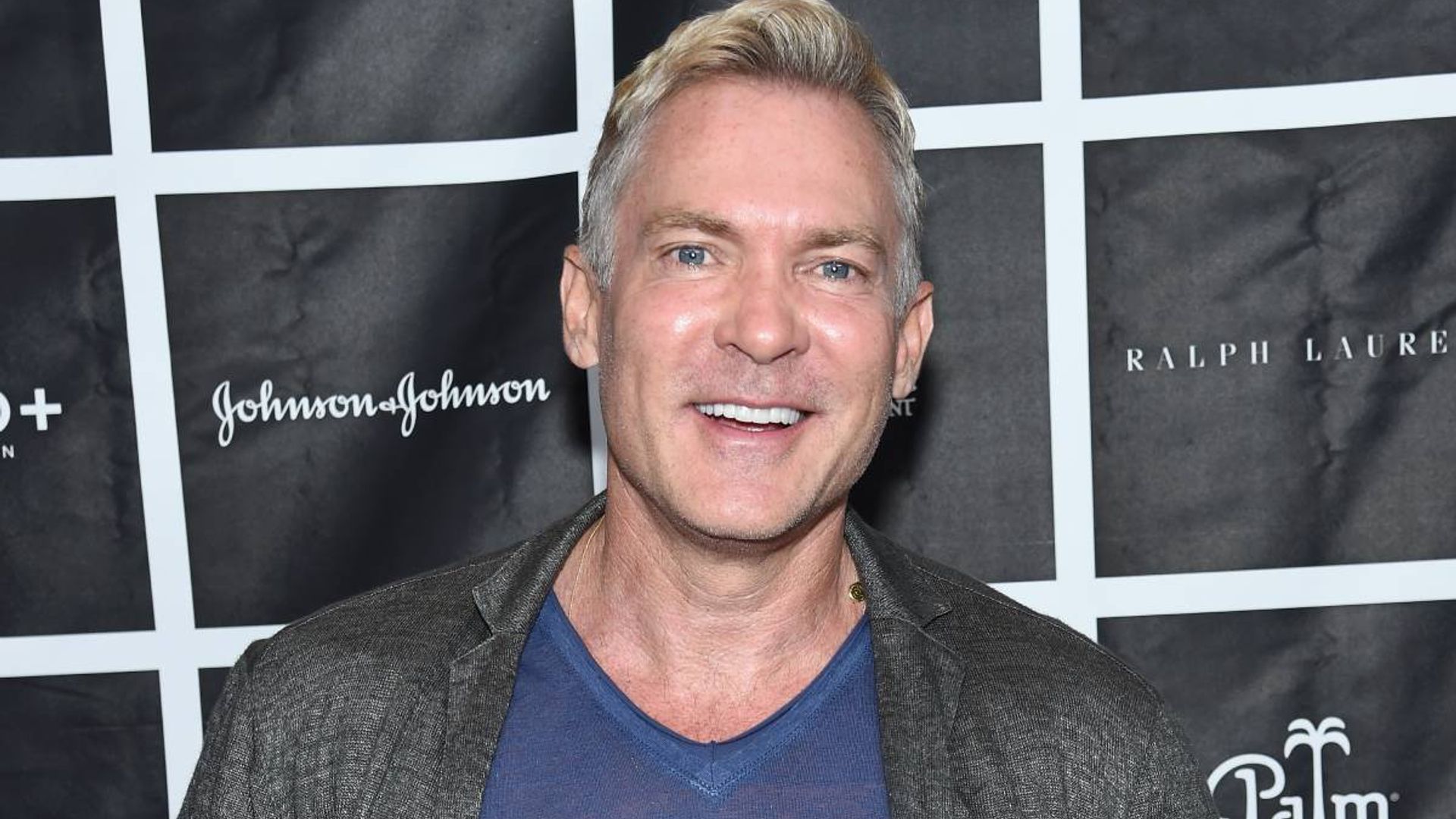 Sam Champion turns heads with shirtless workout photos