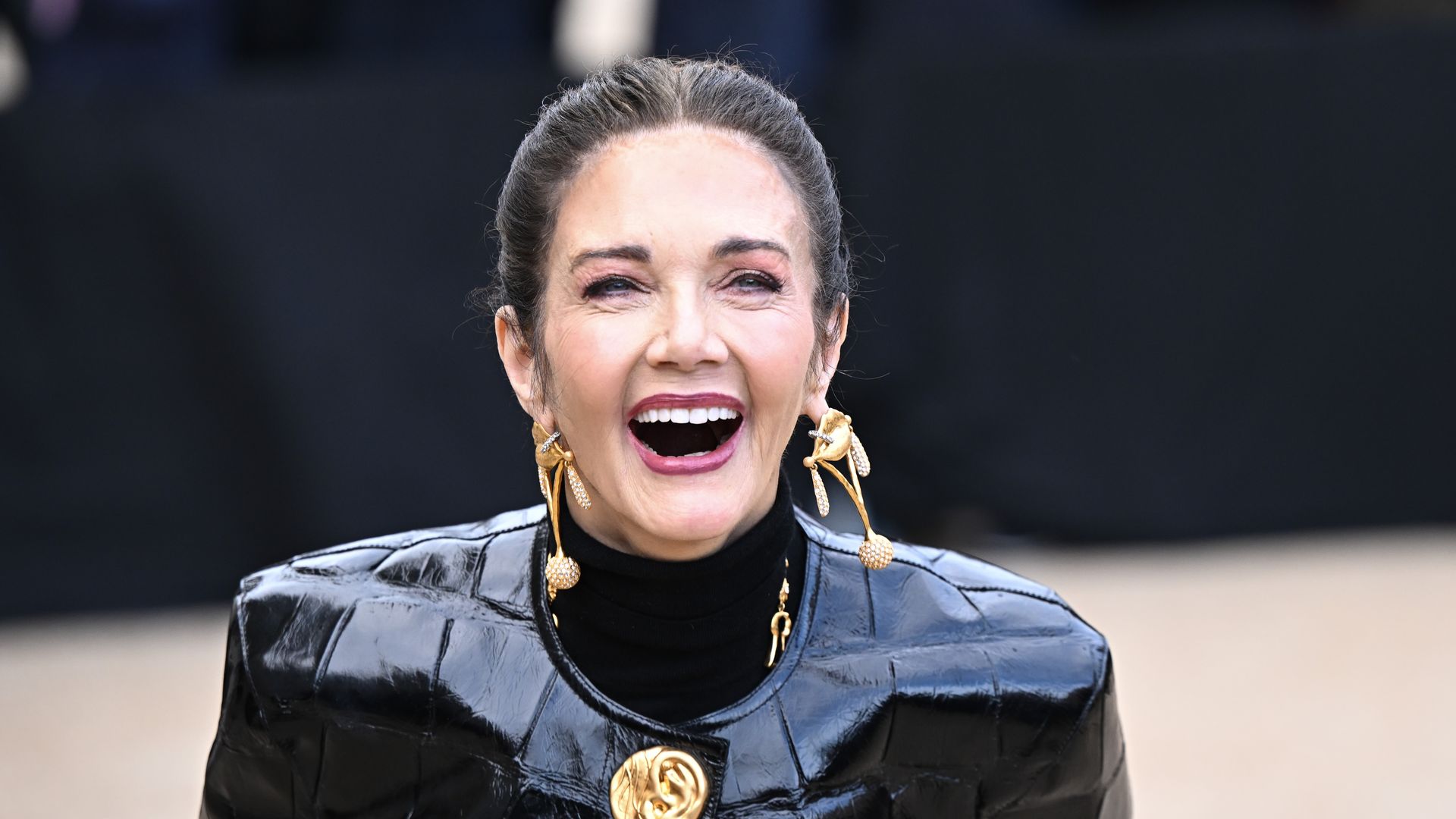 Wonder Woman’s Lynda Carter and striking famous daughter make waves at Paris Fashion Week