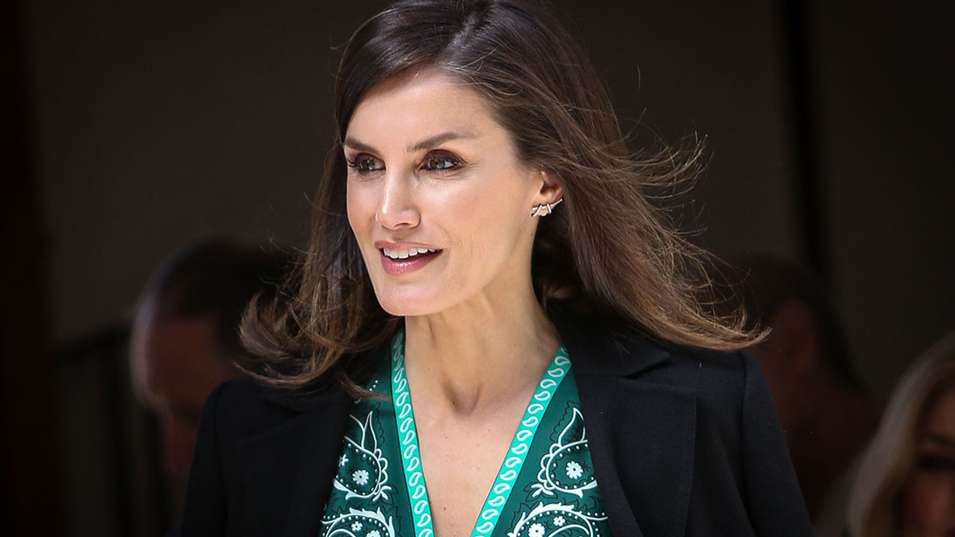 Love Queen Letizia's green scarf-print dress? Matalan's £18 dupe is ...