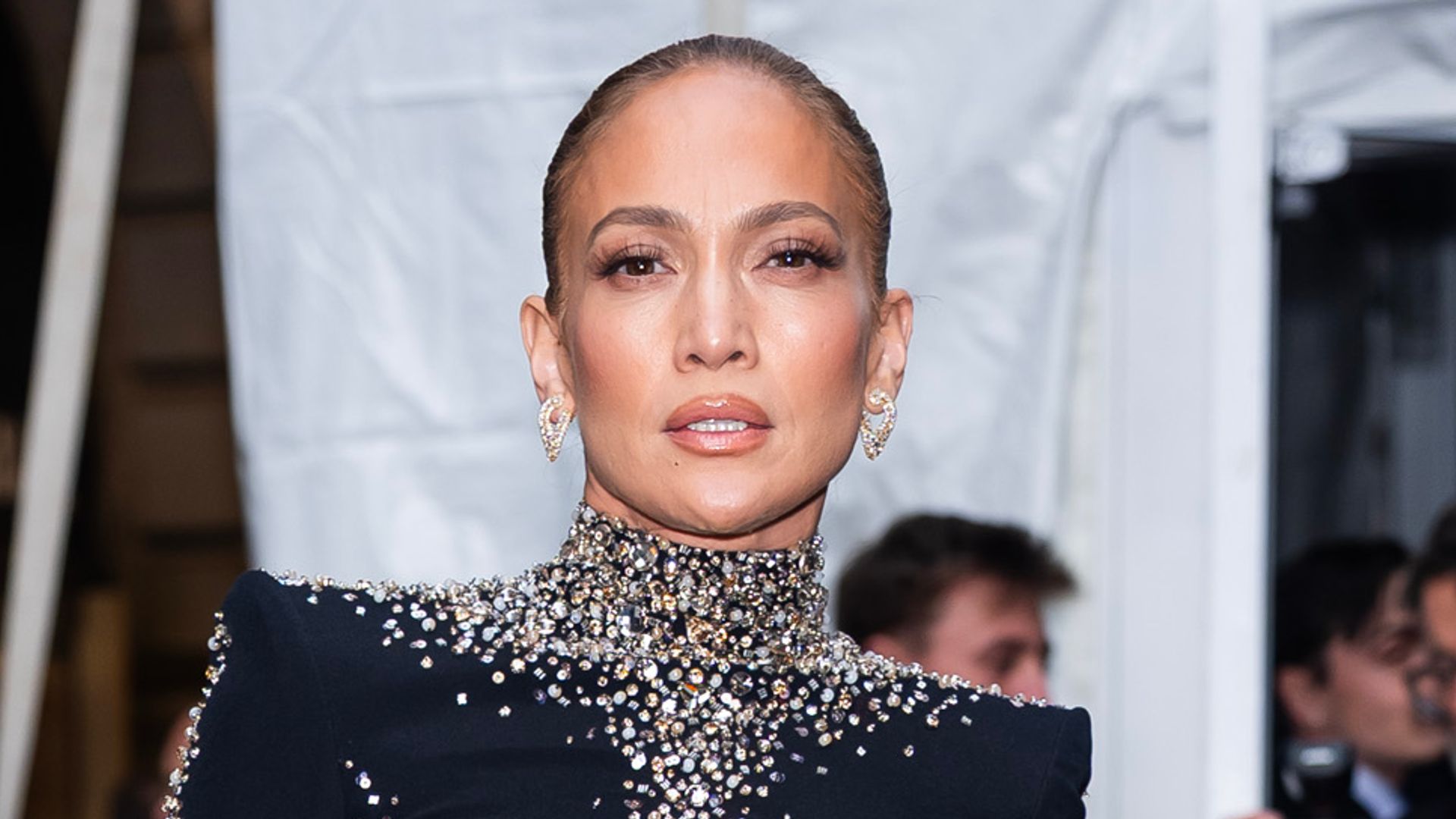  Jennifer Lopez attends "Othello" opening night at the Barrymore Theater in Midtown on March 23, 2025 in New York City. (Photo by TheStewartofNY/GC Images)