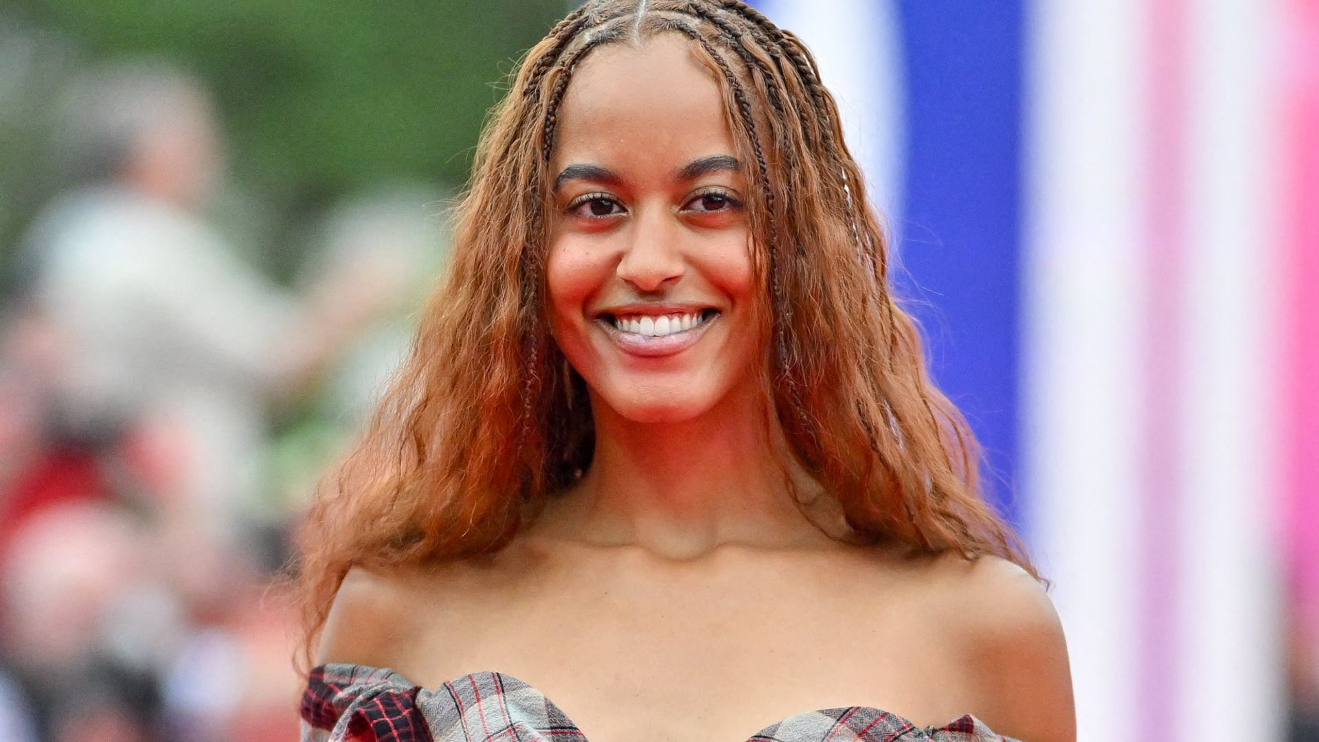 Malia Obama shows off her unique style during refreshingly normal LA dinner date