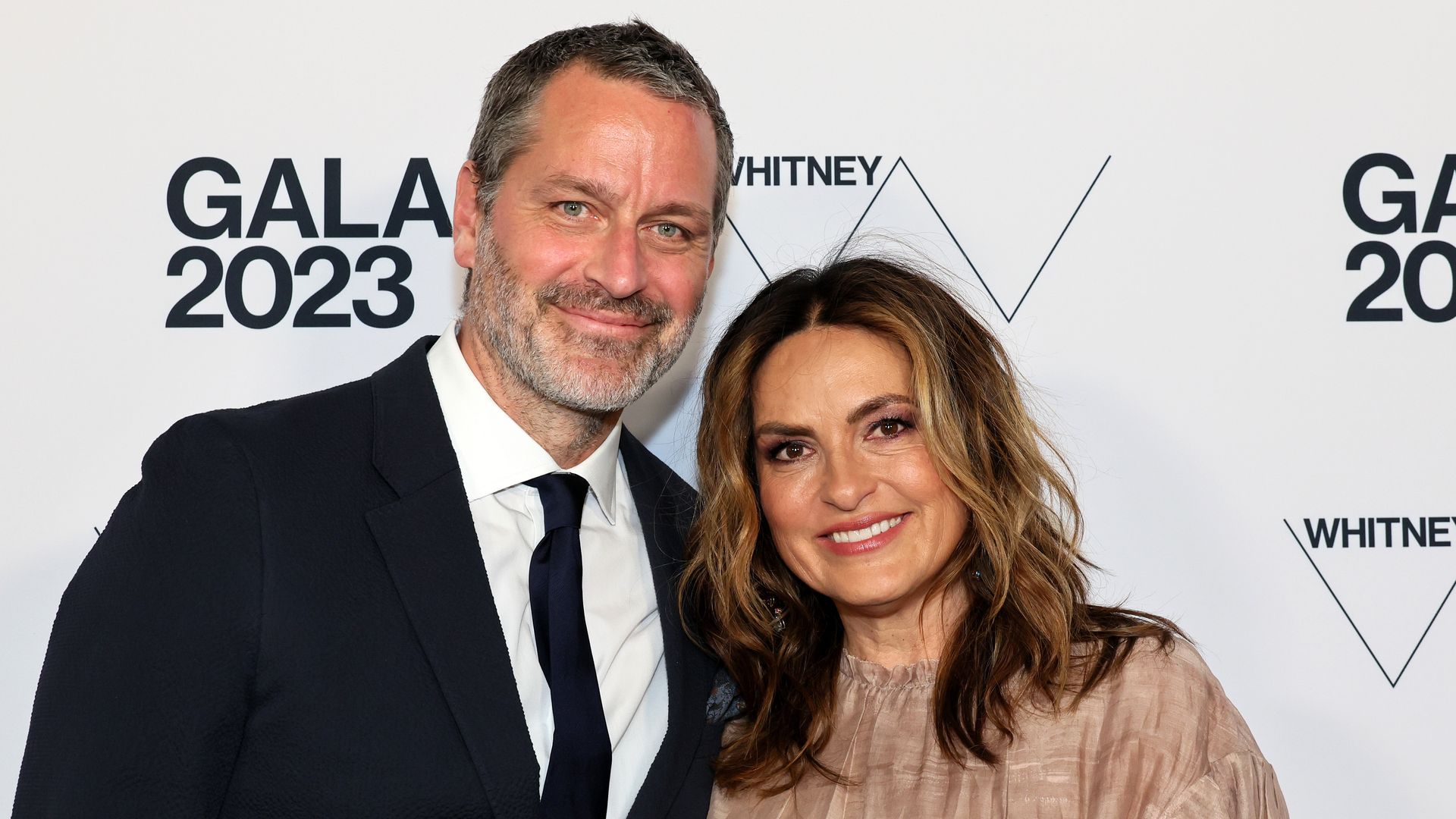 Peter Hermann and Mariska Hargitay attend the 2023 Whitney Gala and Studio Party at The Whitney Museum of American Art 