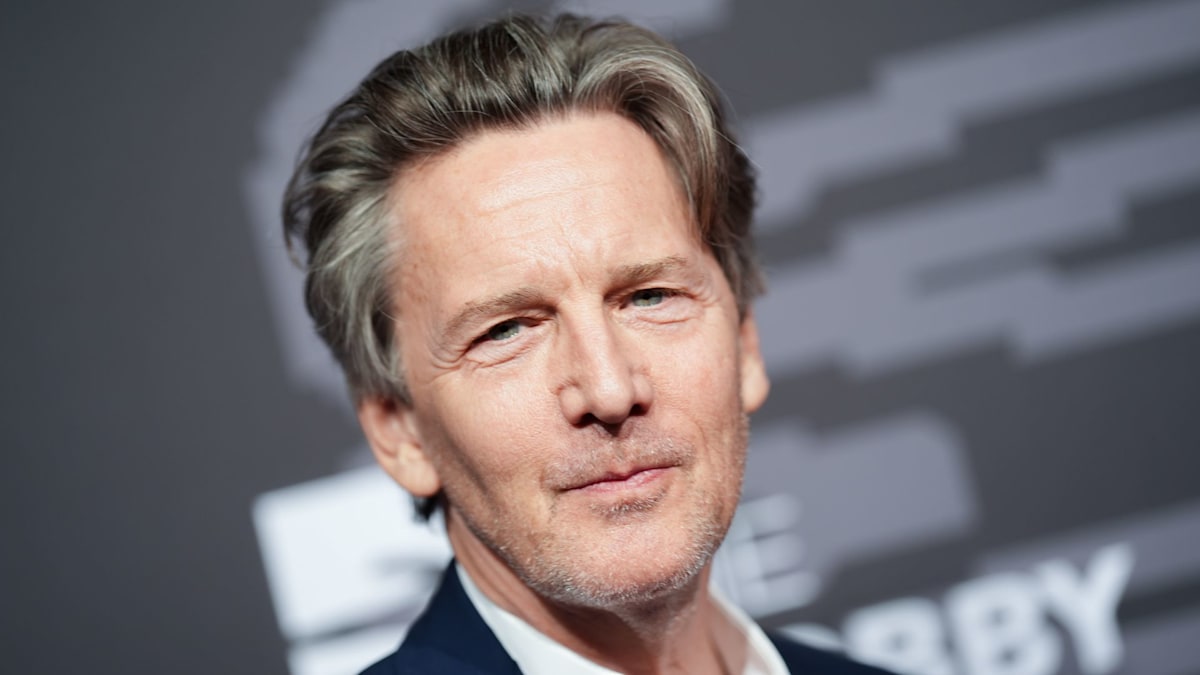 Andrew McCarthy poses with rarely-seen teen daughter for special occasion that calls back to Pretty in Pink