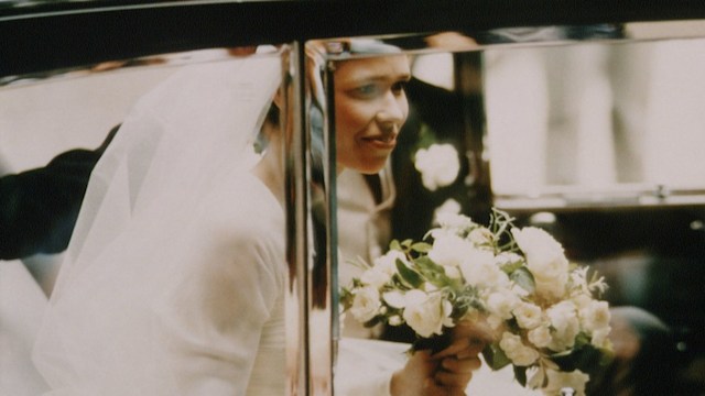 Lady Sarah Armstrong-Jones in her wedding car ahead of her wedding with Daniel Chatto  