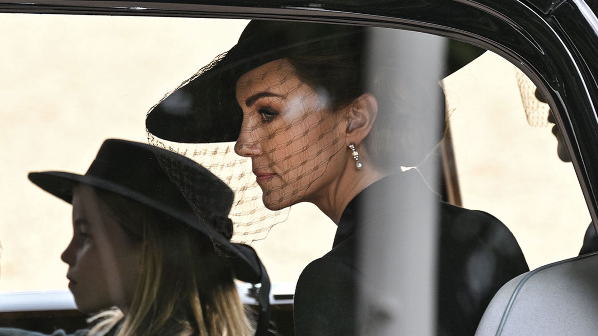 kate middleton pearls funeral