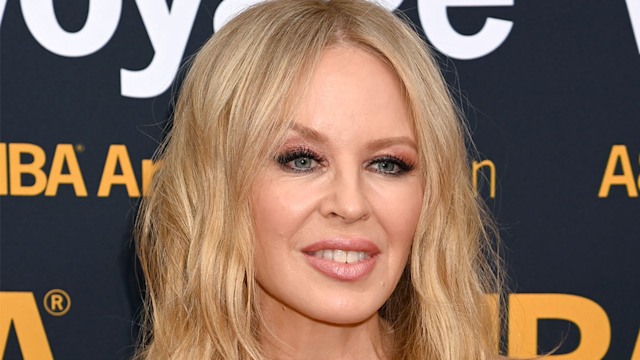 kylie minogue worries fans