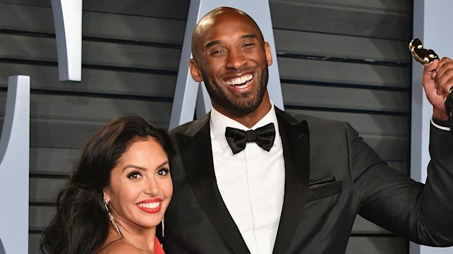 Vanessa Bryant and Kobe Bryant attend the 2018 Vanity Fair Oscar Party hosted by Radhika Jones on March 4, 2018 in Beverly Hills, California