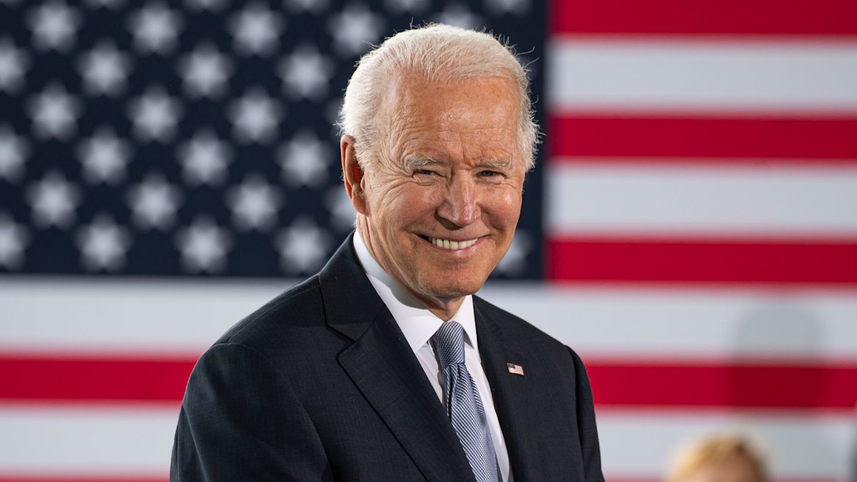President Joe Biden announces run for office in 2024 who are his