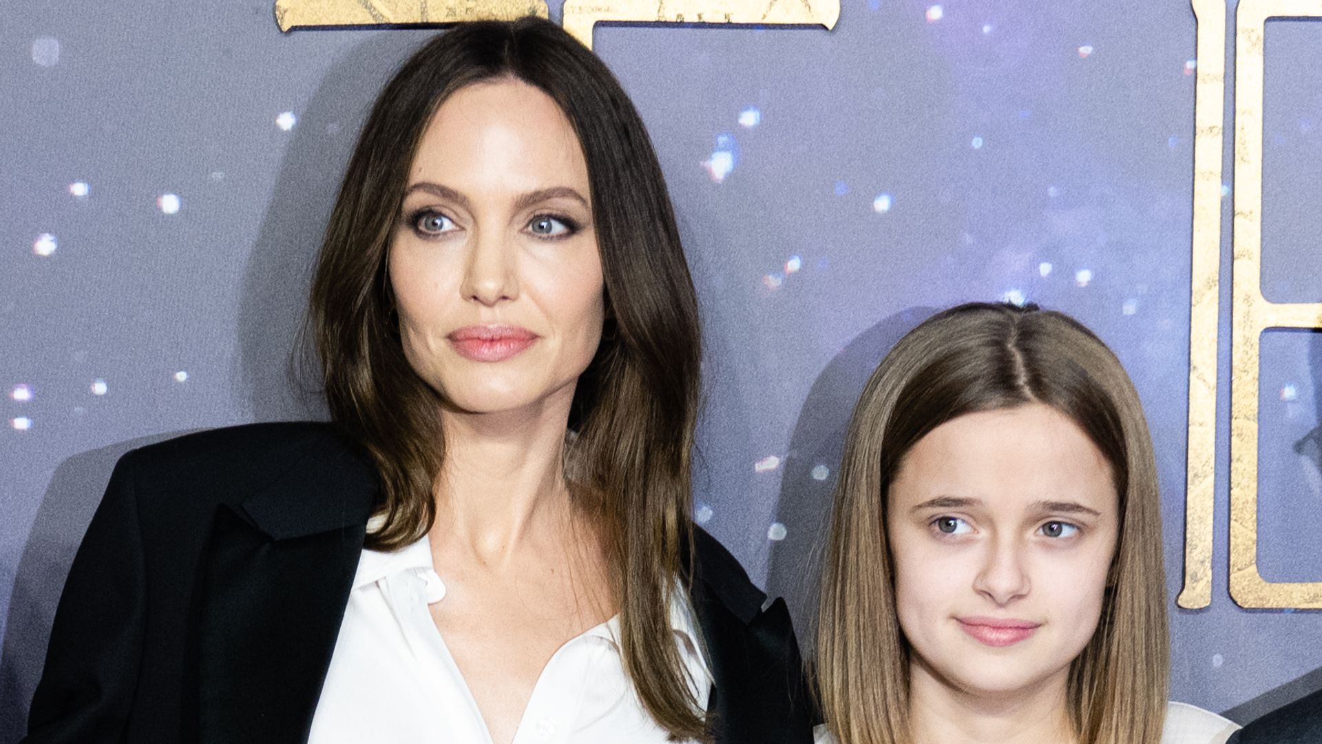 LONDON, ENGLAND - OCTOBER 27: (L-R) Shiloh Jolie-Pitt, Zahara Jolie-Pitt, Angelina Jolie, Vivienne Jolie-Pitt, Maddox Jolie-Pitt and Knox Jolie-Pitt attends the "The Eternals" UK Premiere at BFI IMAX Waterloo on October 27, 2021 in London, England. (Photo by Samir Hussein/WireImage)