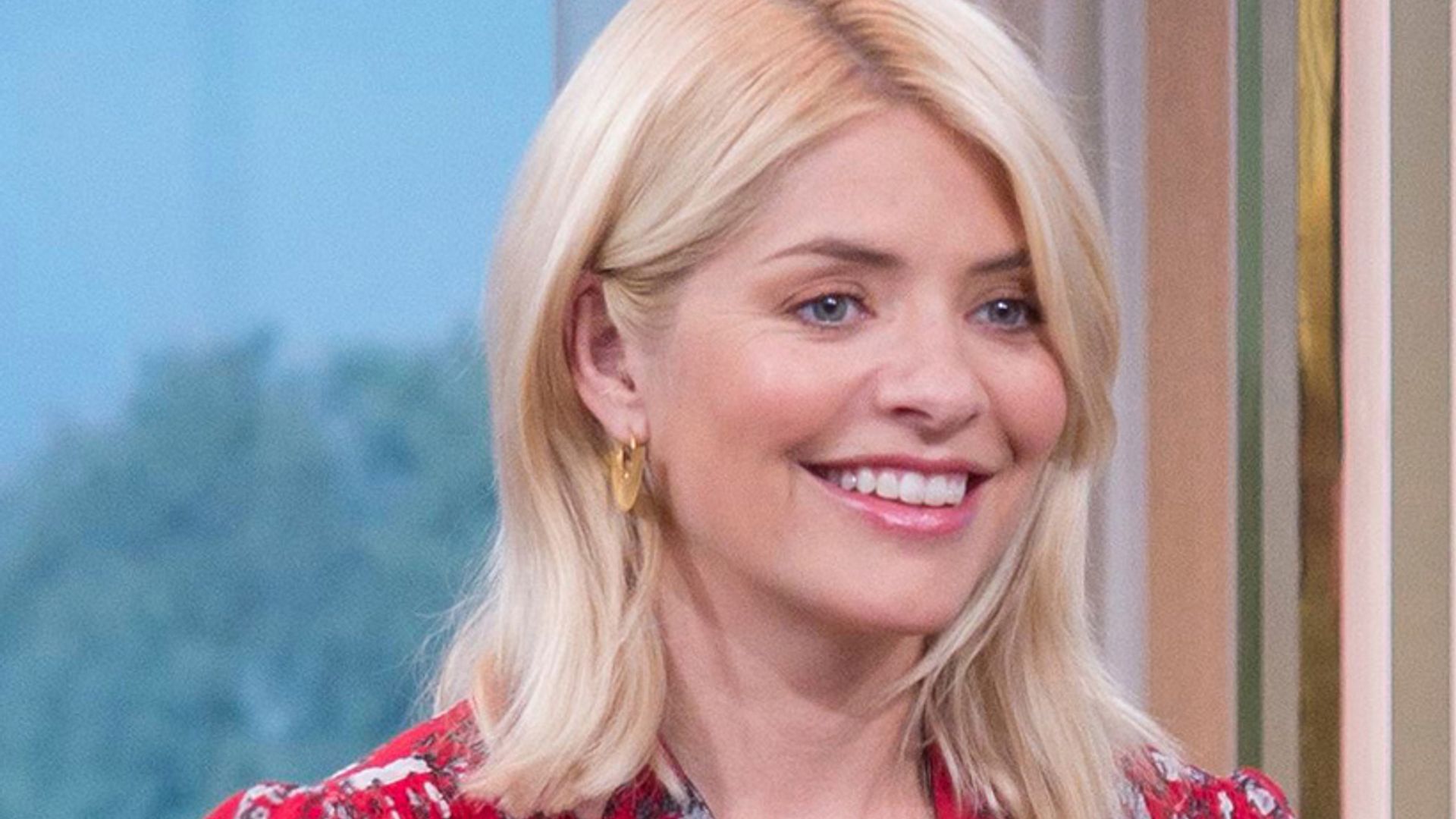 holly willoughby black suit maje