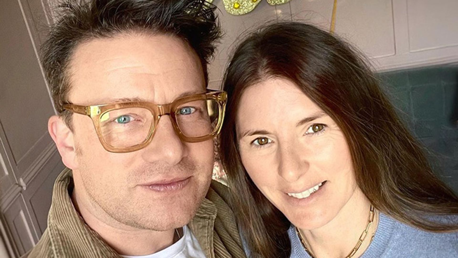 Jamie And Jools Oliver Celebrate 23rd Wedding Anniversary With Loved Up Photos At Glastonbury