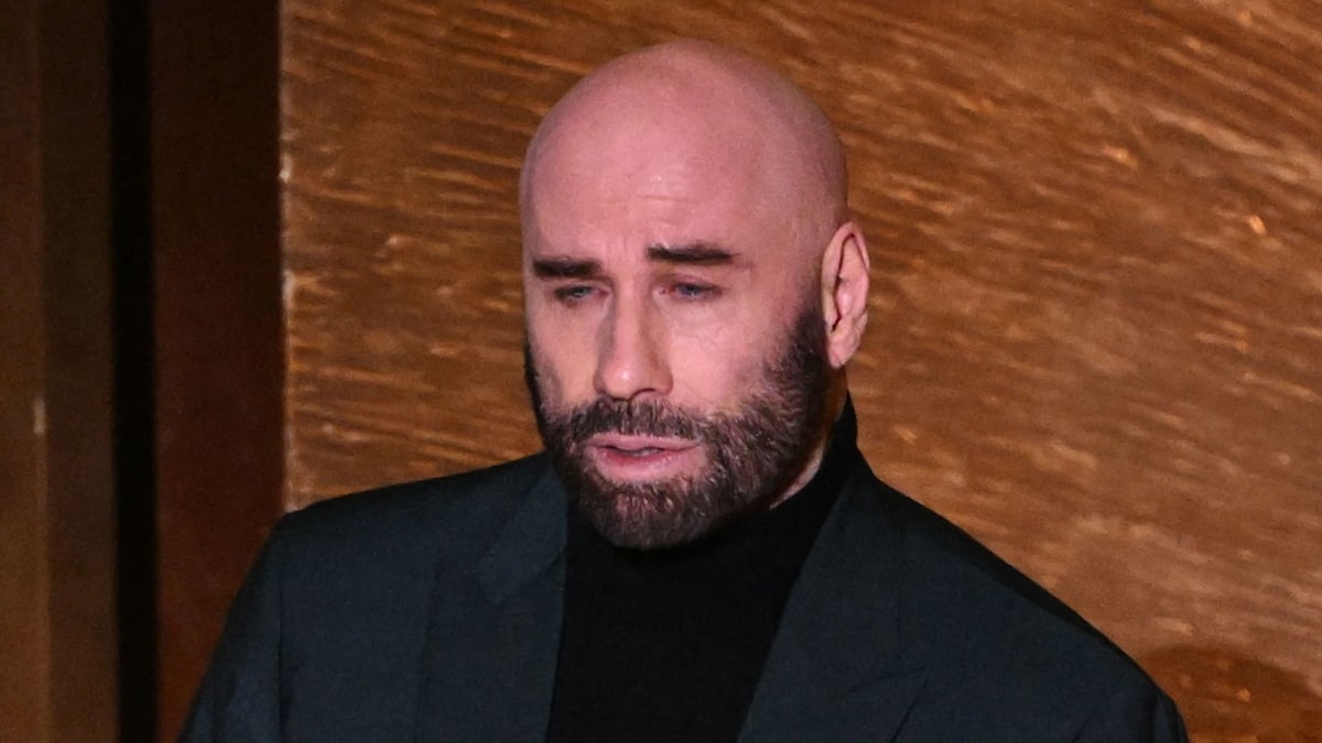 John Travolta breaks down in tears as he honors Olivia Newton-John at  Oscars 2023 | HELLO!