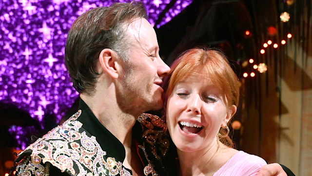 stacey dooley kevin clifton kiss