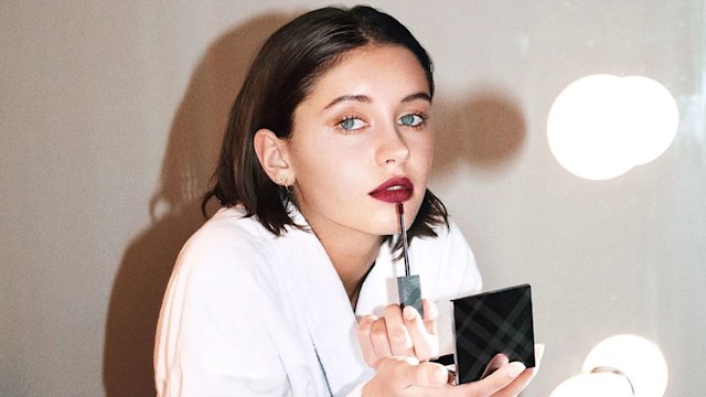 Iris Law - Burberry Beauty