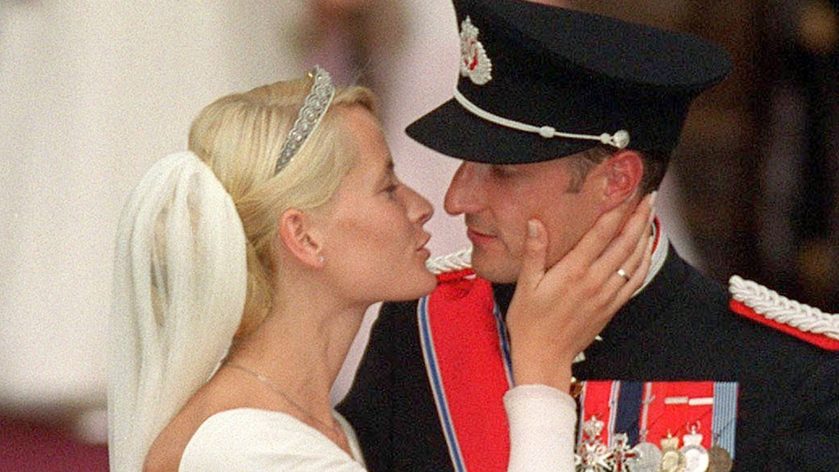 Crown Princess Mette-Marit broke with royal wedding tradition after “wild life”