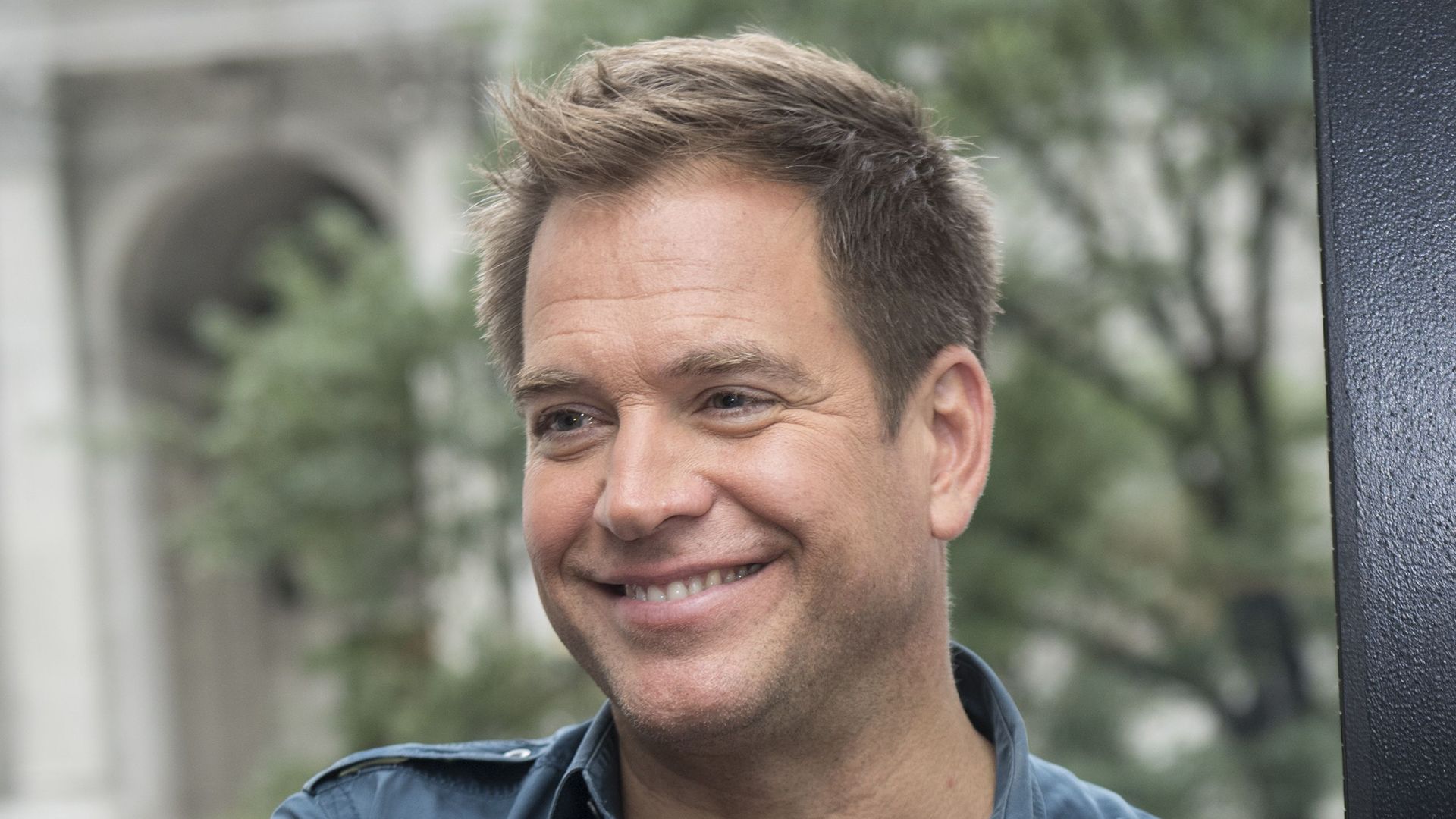 NCIS star Michael Weatherly breaks from filming in hilarious video