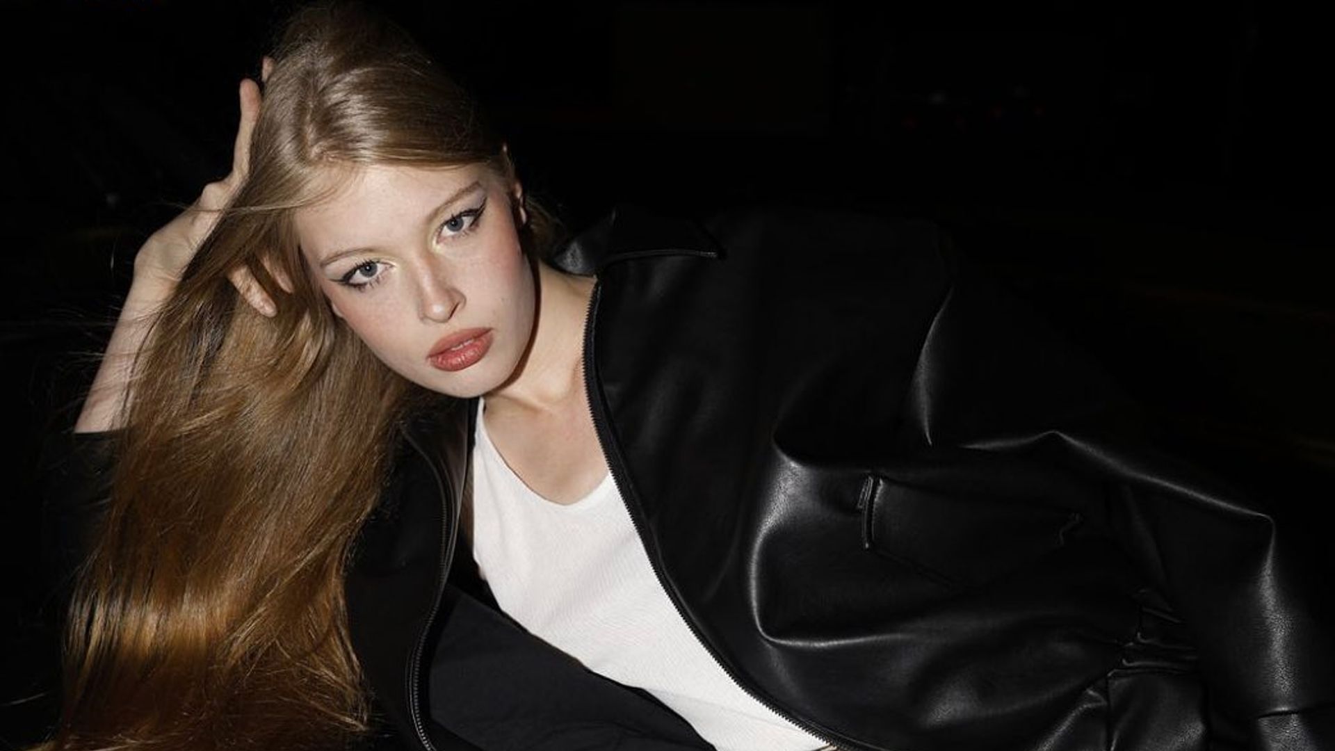 Vivian Wilson shares a modelling photo 