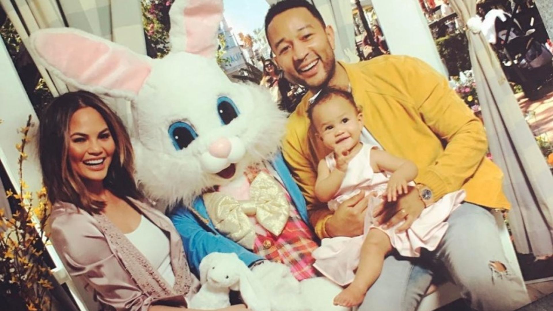 Mariah Carey Celebrates Easter with Her Kids and a Real Bunny Rabbit