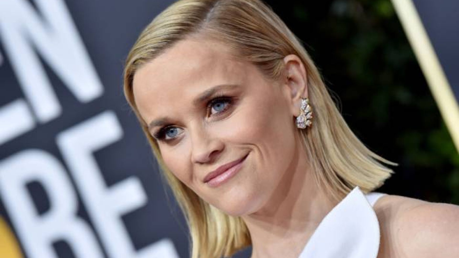 reese witherspoon white dress