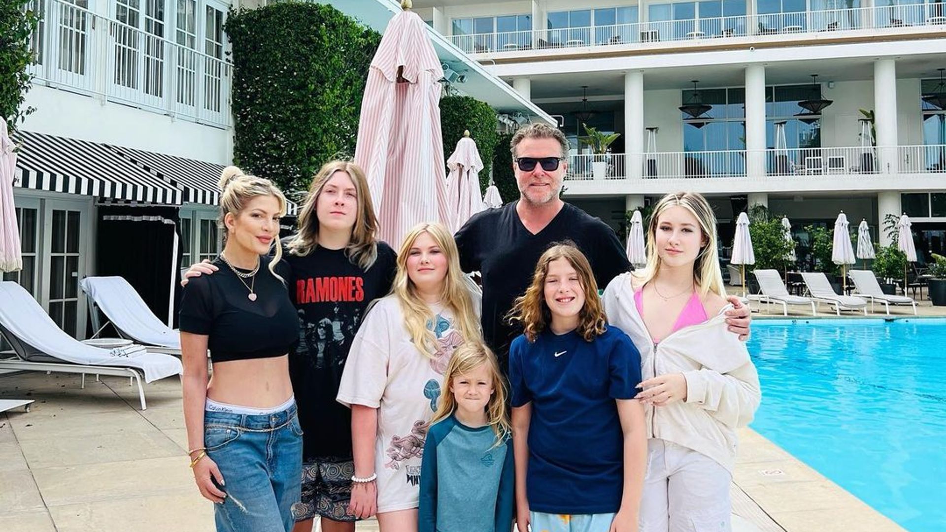 Tori Spelling poses daughter Stella's birthday family