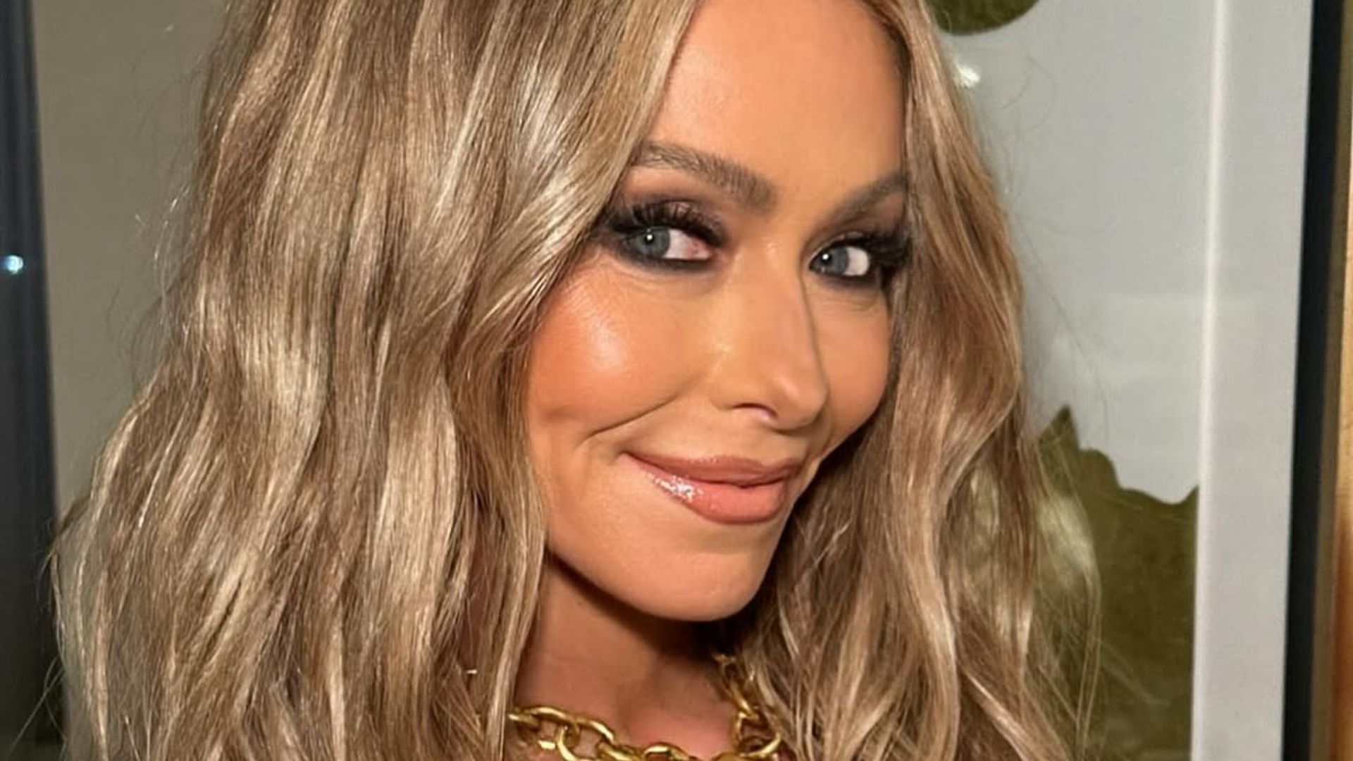 kelly ripa glam