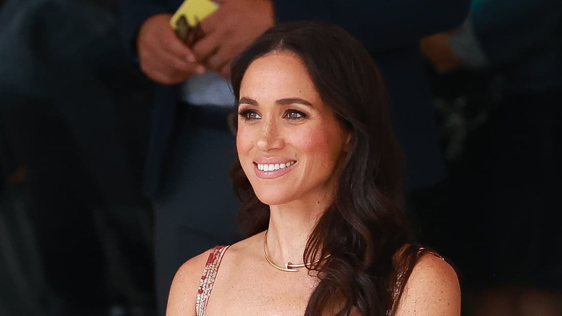 Meghan Markle glows in gorgeous $2100 Johanna Ortiz dress