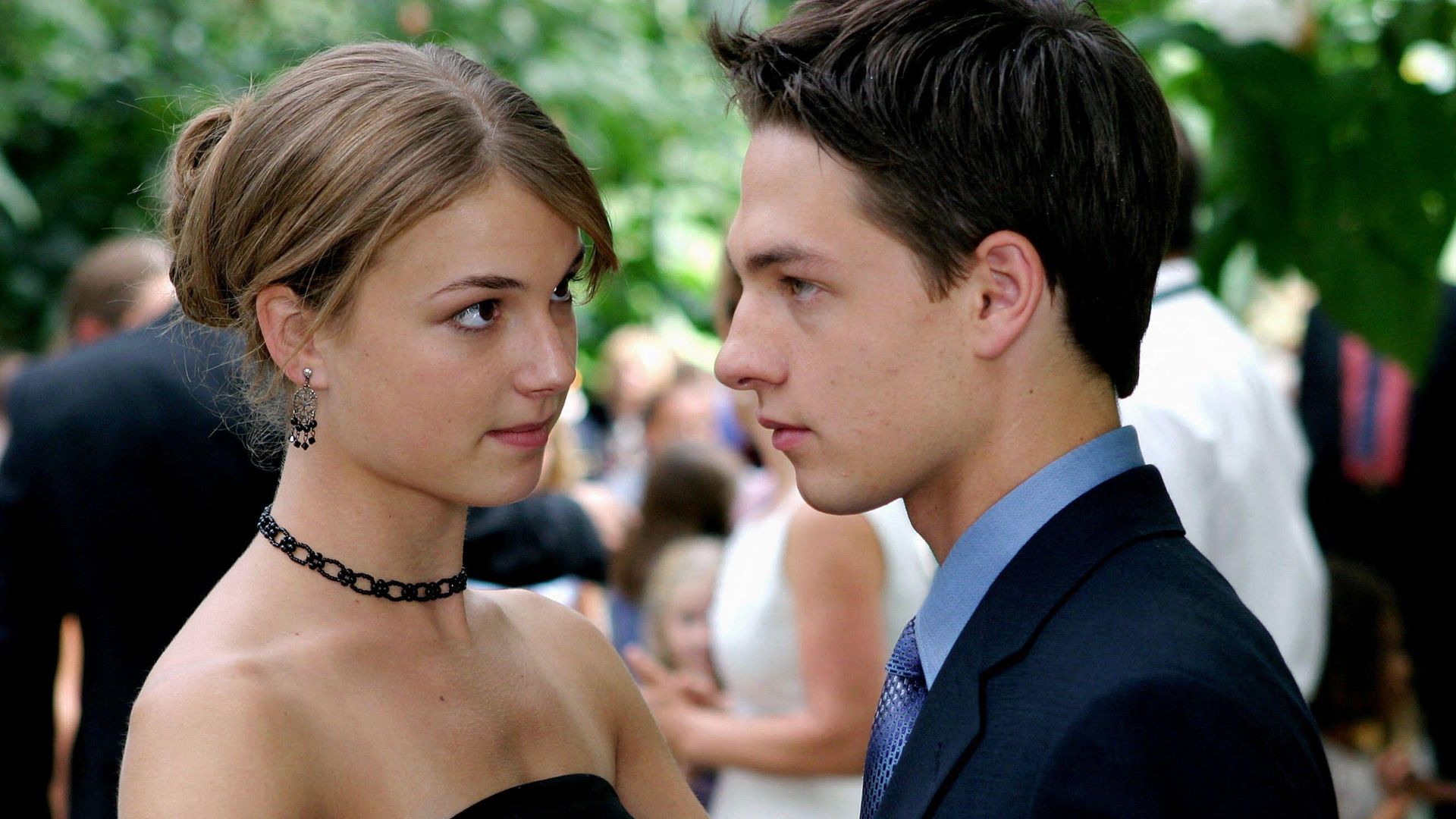 Emily VanCamp and Gregory Smith in Everwood 