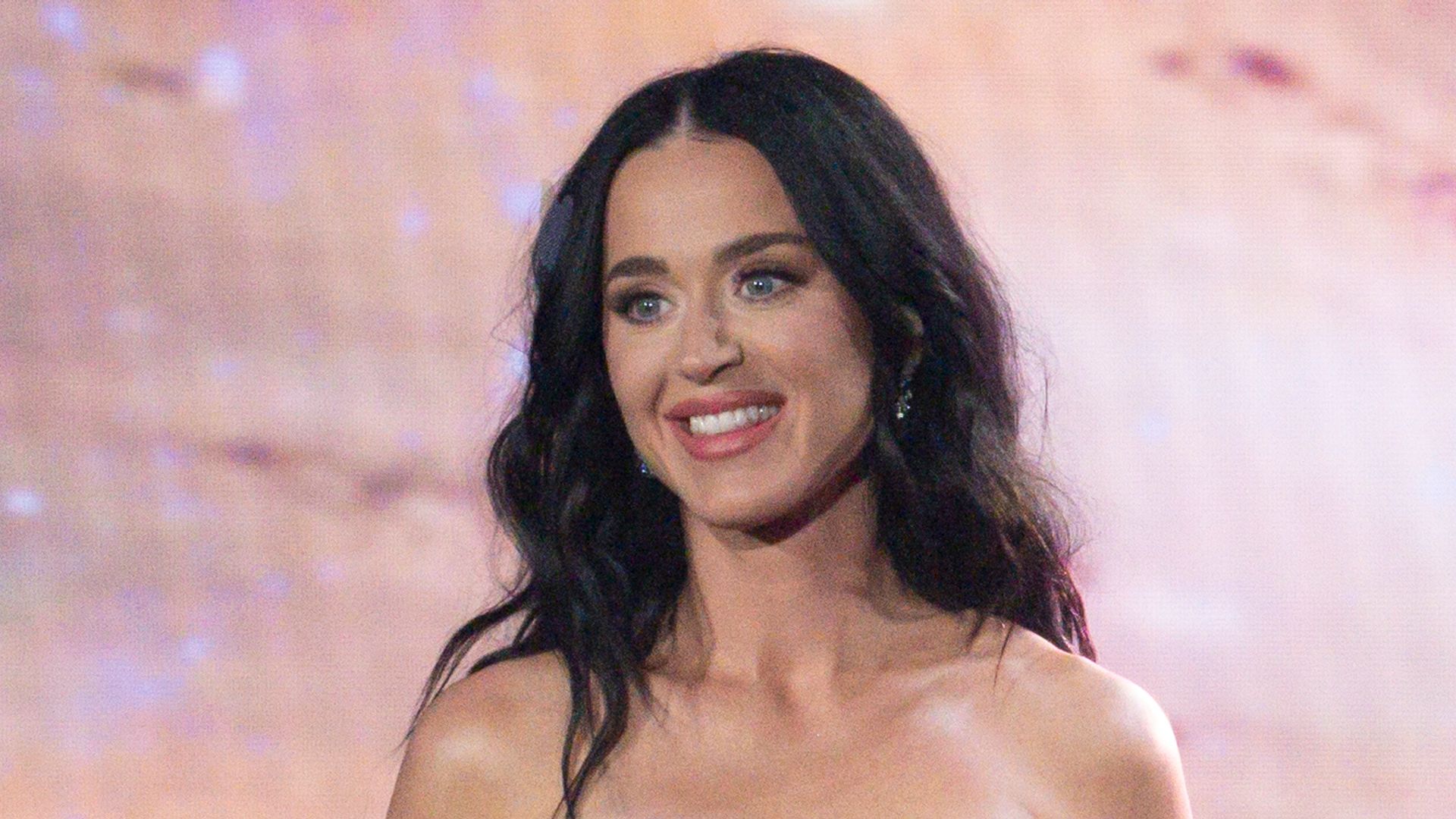 Katy Perry reveals her lookalike daughter Daisy’s expensive taste in rare photo