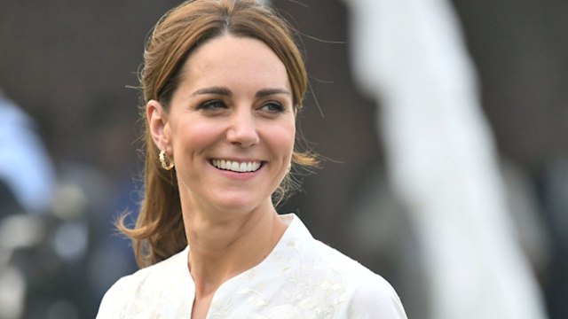 kate middleton smiling solo photo