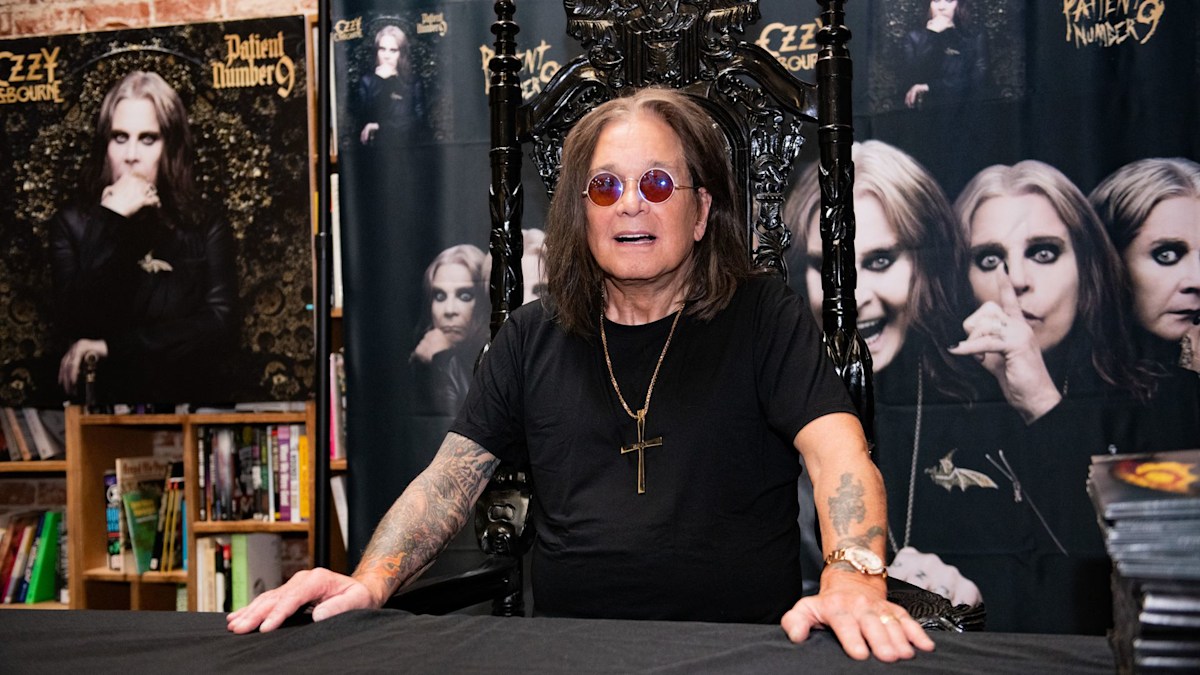 Ozzy Osbourne seen leaving hospital in wheelchair amid health concerns ...