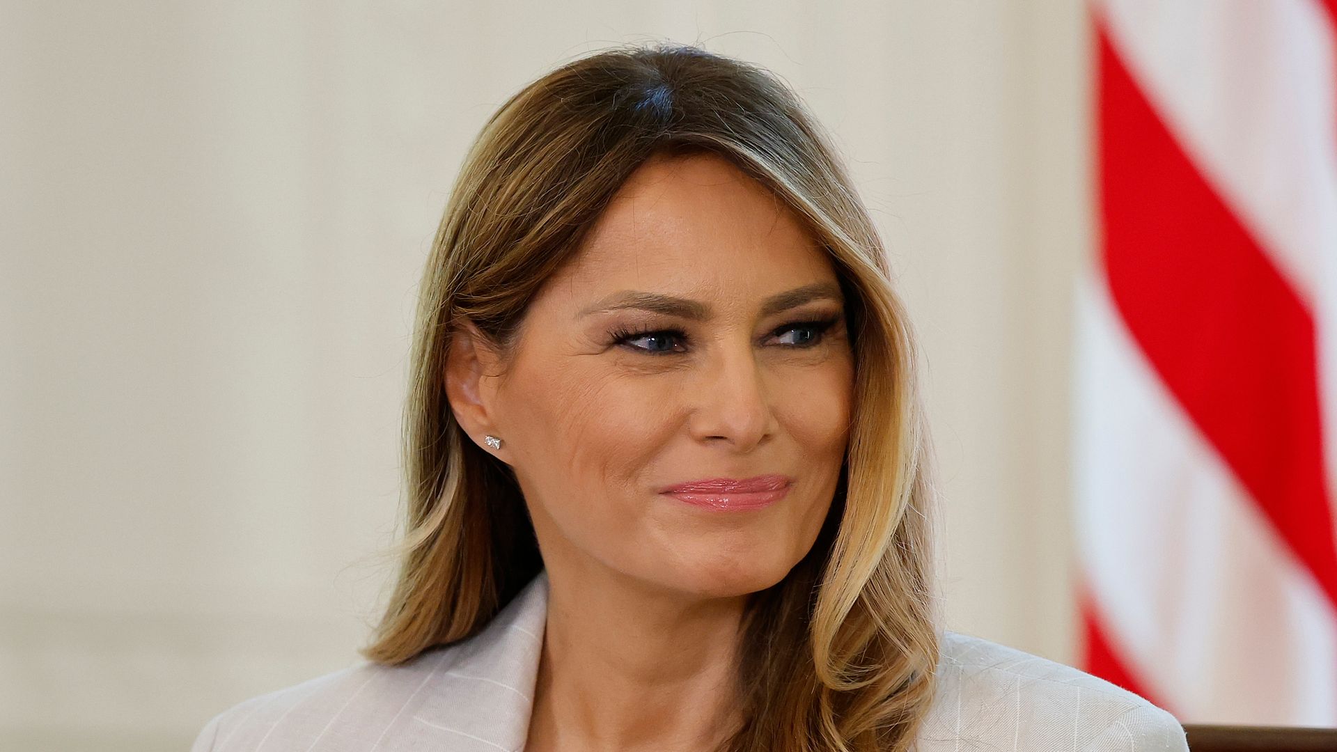 melania trump sitting