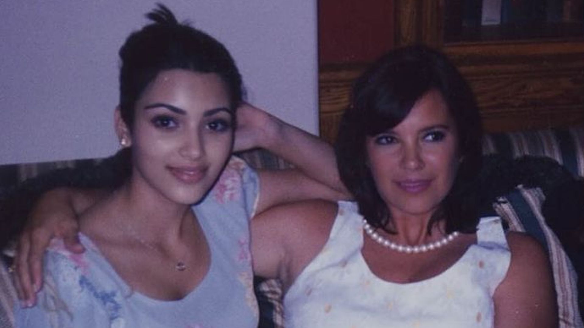 kim kardashian photo with late aunt karen houghton and kourtney kardashian