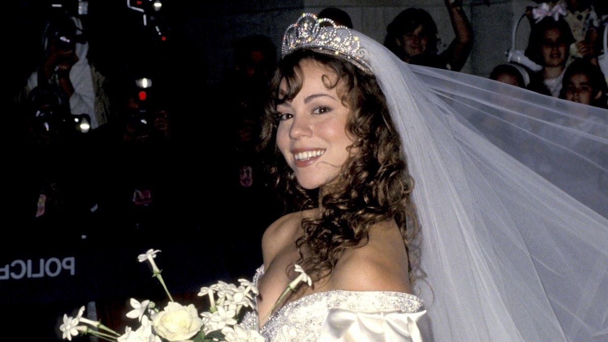 Mariah Careys Princess Diana Inspired Wedding Dress Was Dramatically Different To Her Second