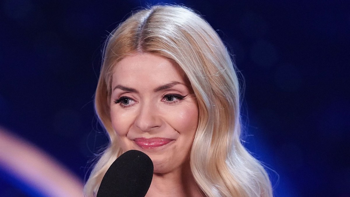 Holly Willoughby resurfaces amid personal blow